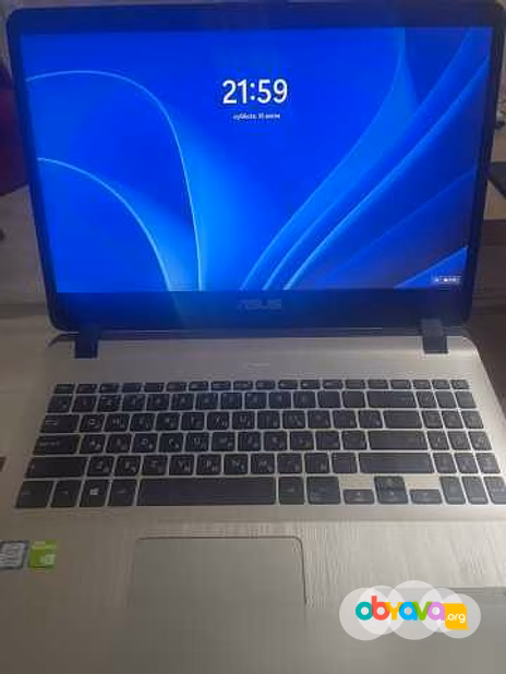 Продам: ноутбук Asus в Самаре