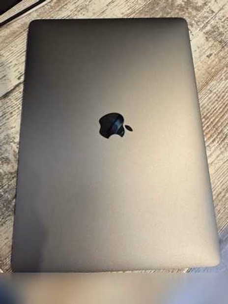 Продам: Macbook pro 13 m1