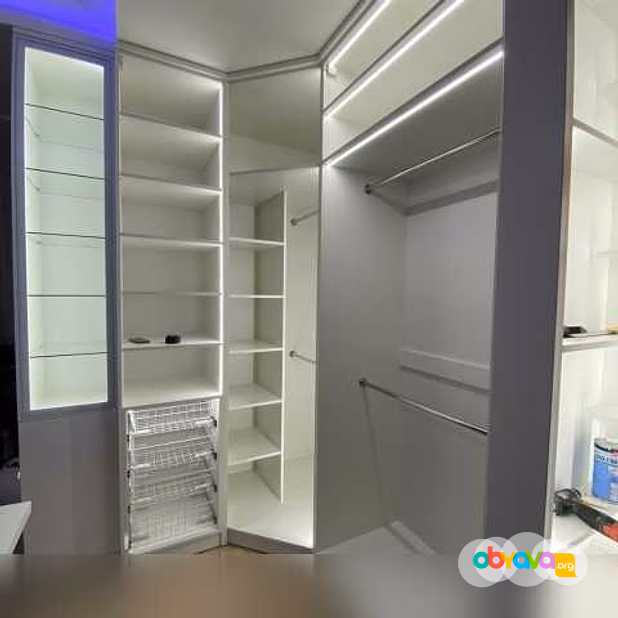 Продам шкафы и гардеробные от производителя