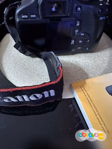 Продам: фотоаппарат Canon EOS 550D