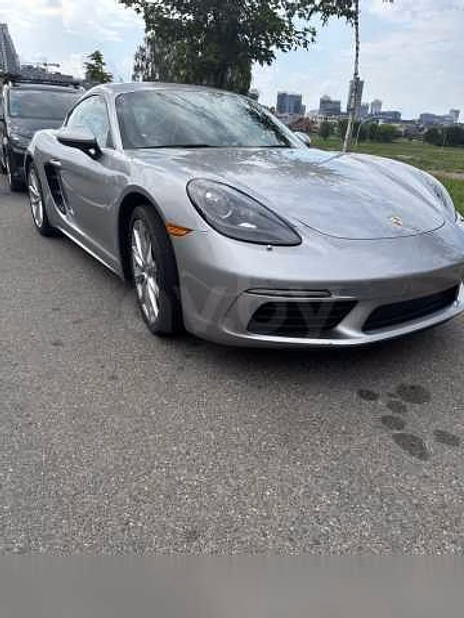 Подержанный автомобиль Porsche Cayman 