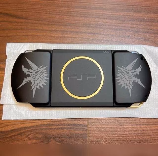 Продам: Sony PSP Monster Hunter Black Original