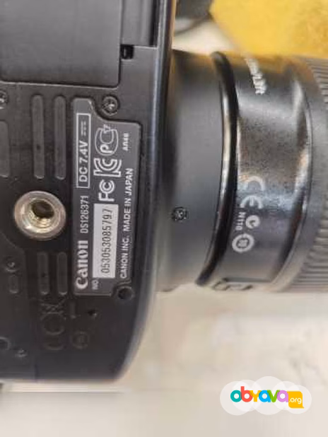 Продам: CANON EOS 650D 18-135 IS STM Japan