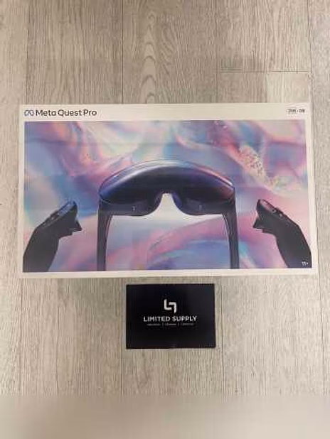 Продам Meta Quest 3 512 ГБ VR-гарнитура белая в Москве