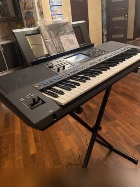 Продам: синтезатор «YAMAHA SX-920»