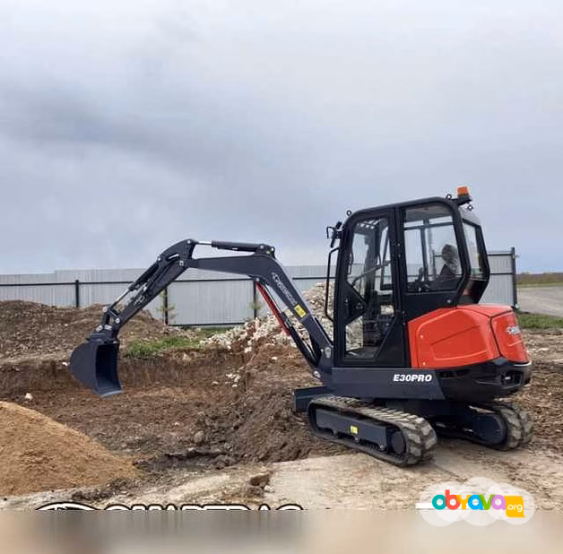 Продам: мини-экскаватор E30PRO в Белгороде