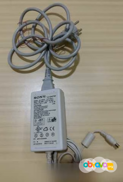 Продам: блок питания SONY AC-V012C в Сыктывкаре