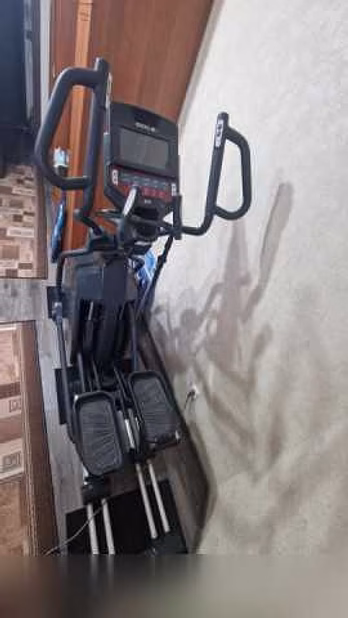 Продам: эллиптический тренажер Sole E95S