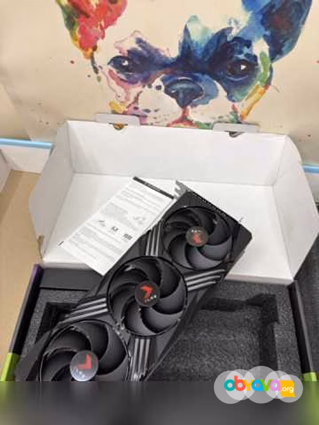 Продам: PNY Nvidia GeForce RTX 4070Ti Super XLR8 OC 16 GB