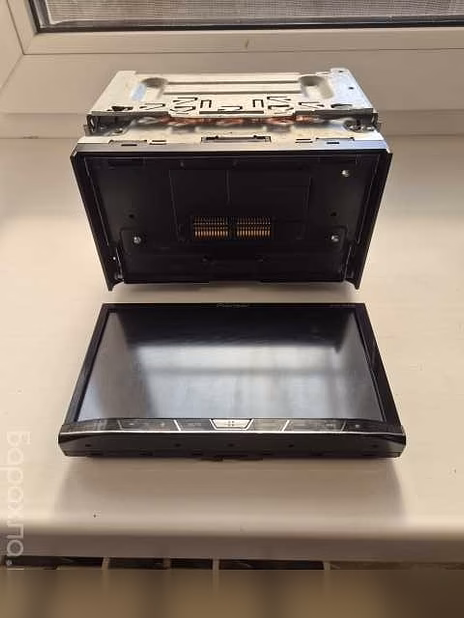 Продам: автомагнитолу Pioneer AVH8600BT в Шахтах