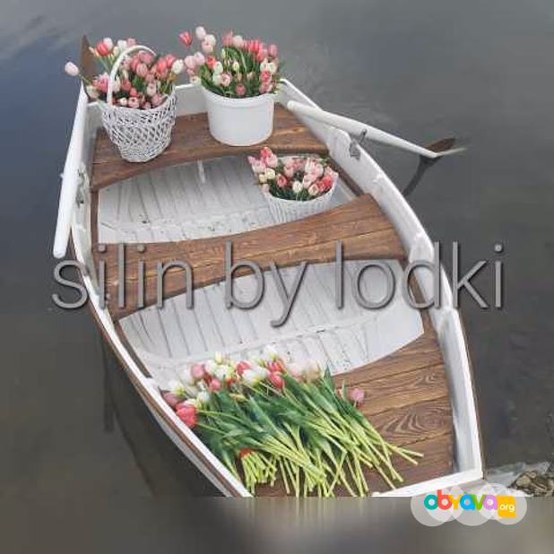 Лодка в аренду для фотосессии 