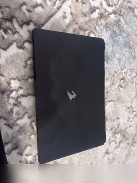 Продам: игровой ноутбук AORUS 15 XE4 от GIGABYTE