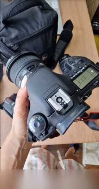 Продам: фотоаппарат Canon EOS 7D